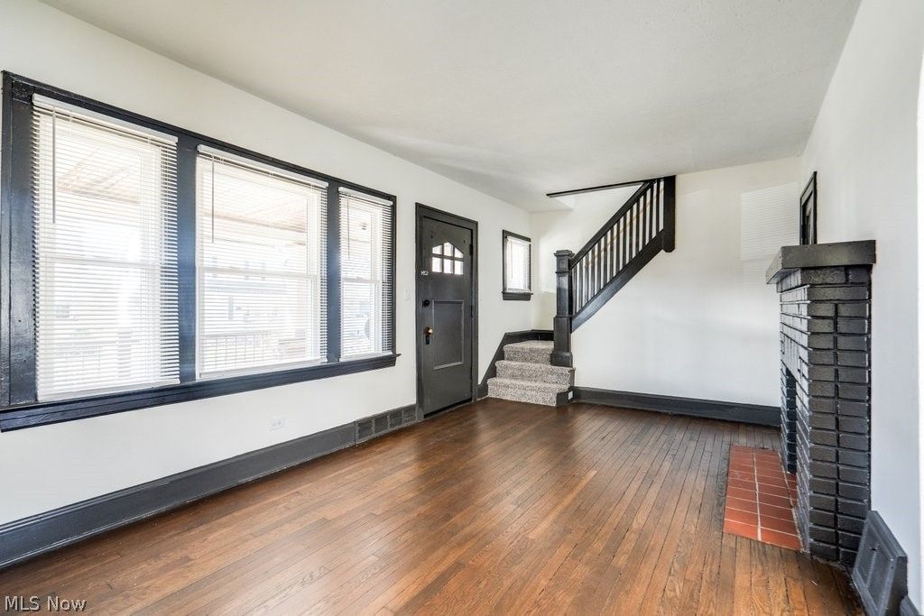 Photo of 4915 E 111th Street, Garfield Heights, OH 44125 (MLS # 5189409)