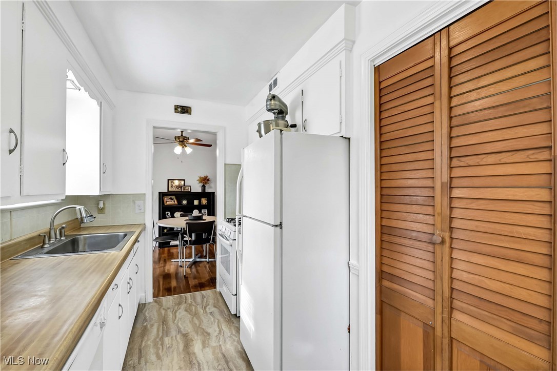 Sunshine Realty Inc 01 - Residential