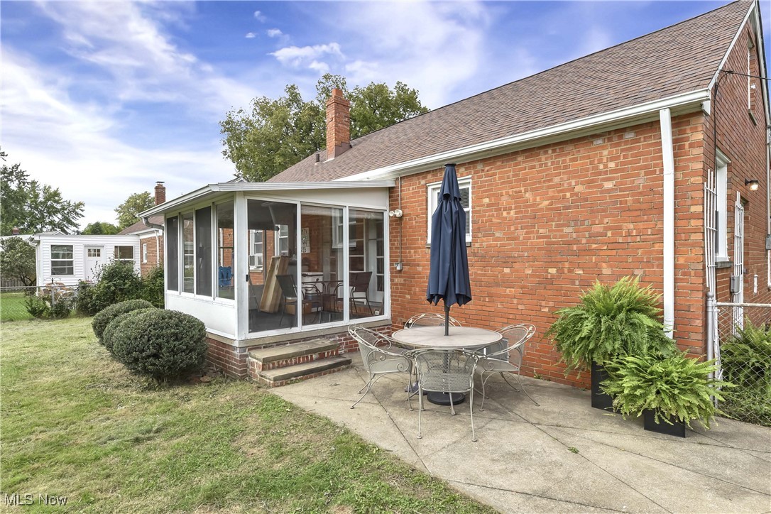 Sunshine Realty Inc 01 - Residential