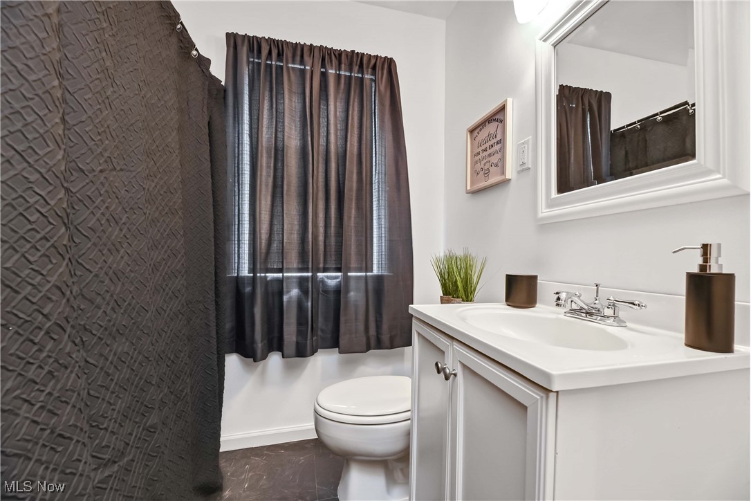 Sunshine Realty Inc 01 - Residential