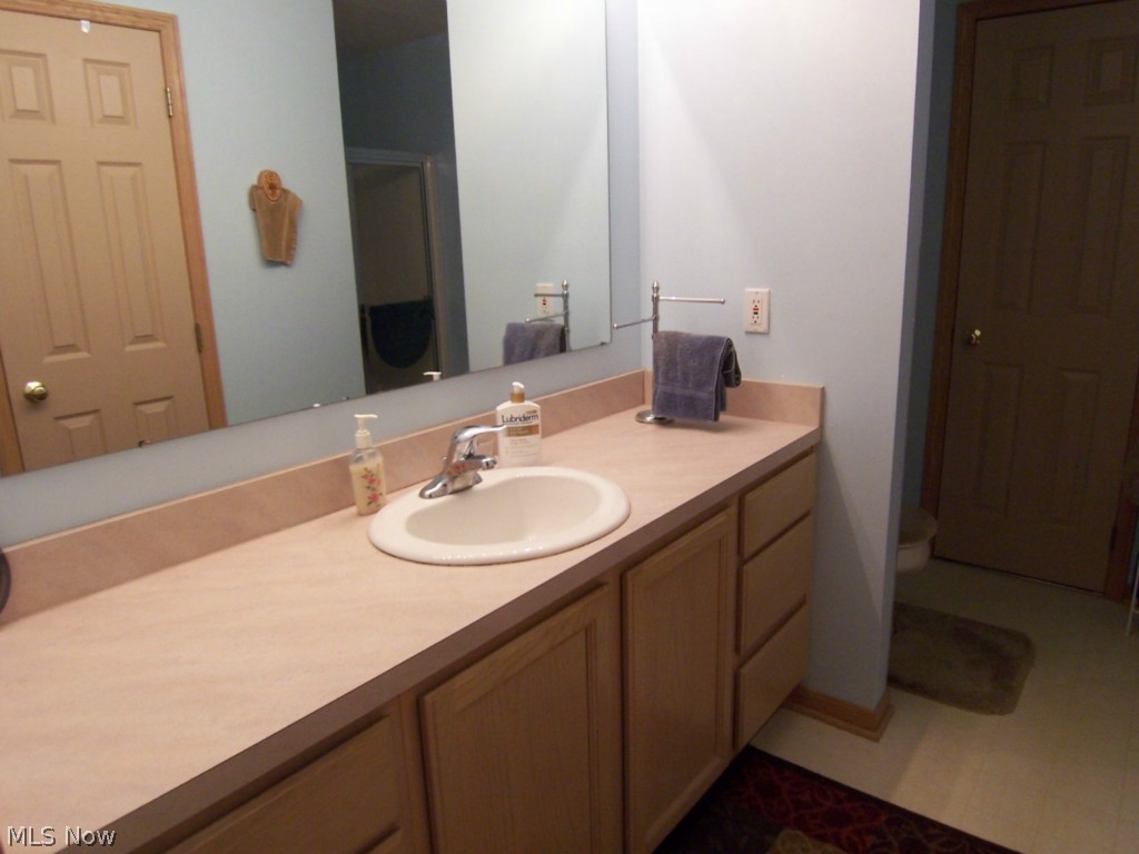 Woodbury Condo - Residential