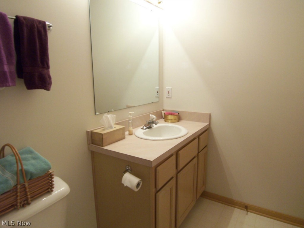 Woodbury Condo - Residential