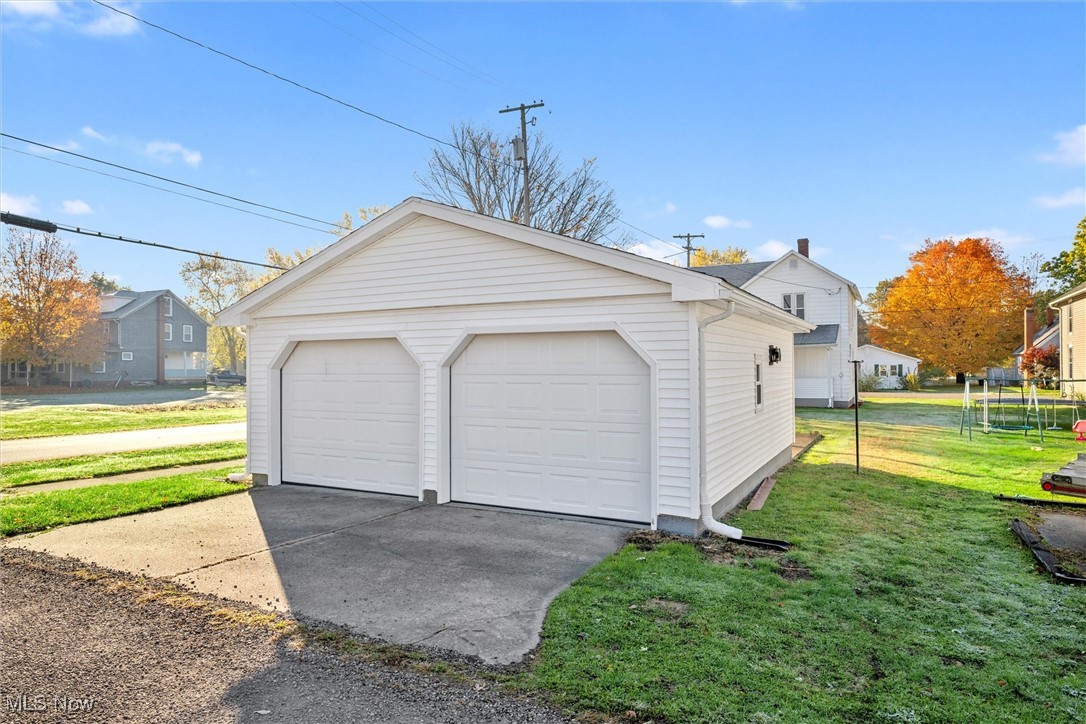 Toomeys Add - Residential