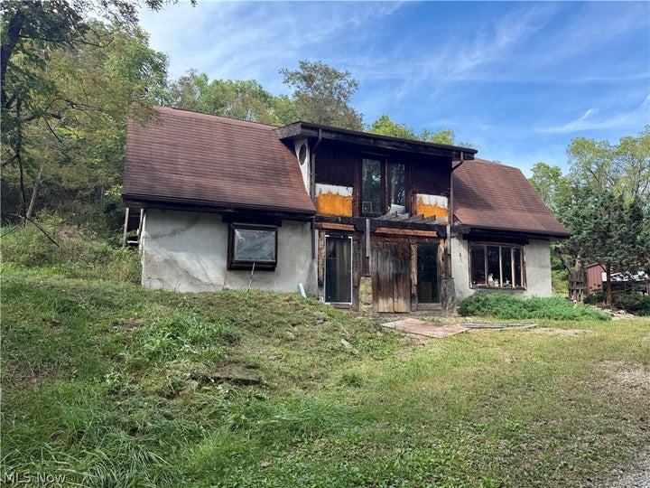 Photo 1 of 18 — 219 Peachtree Lane, Wellsburg, WV 26070