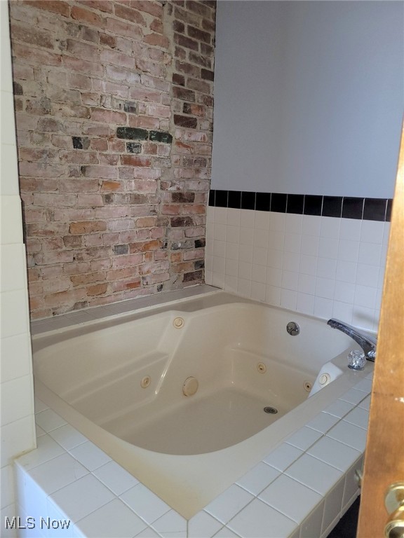 South Akron - Commercial Sale