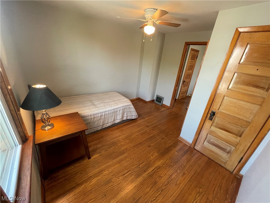 Lake Shore Land - Residential