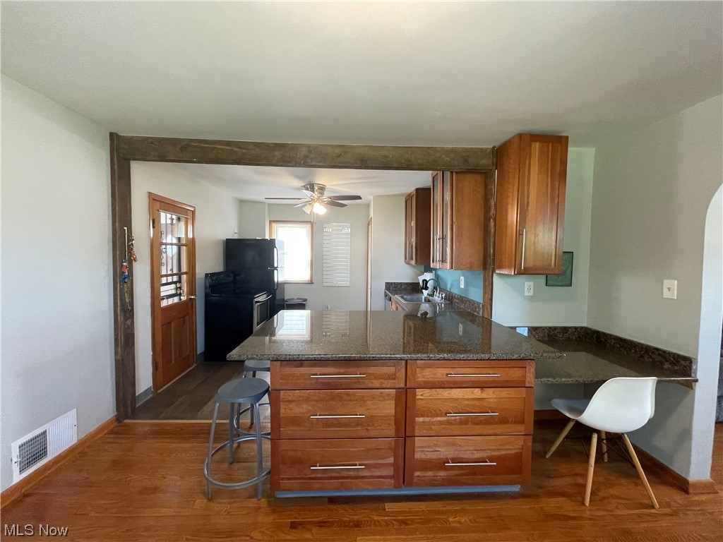 Lake Shore Land - Residential