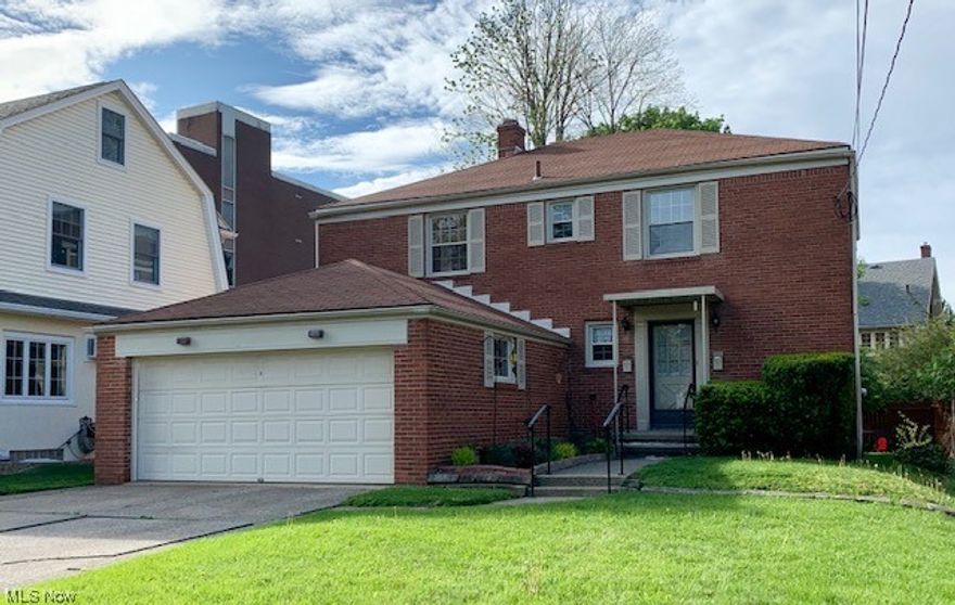 Spacious and Sunny upstairs 2 bedroom apartment available walking distance to highland square! Large bedrooms and great closet space. New flooring. This unit comes with washer dryer hookups, one garage space plus storage in the basement! No Pets. No Smoking. All adult occupants must apply online for a credit, criminal and eviction history check. $50 app fee per person.redit score: Passing application =600+ *credit score*
-No recent bankruptcy.*
-No eviction history & no criminal history (involving sex, drugs or violence)*
-Stable employment (must provide current pay stubs)*
-Monthly gross income must be at least 2.5 X Monthly Rent*
-First months rent, security deposit, and transferred utilities required prior to move in.*