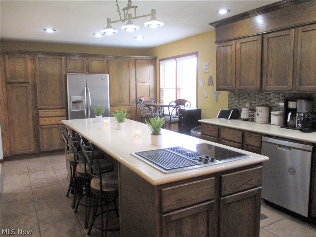 Angiline - Residential