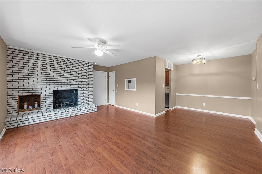 6910 Carriage Hill Drive 204