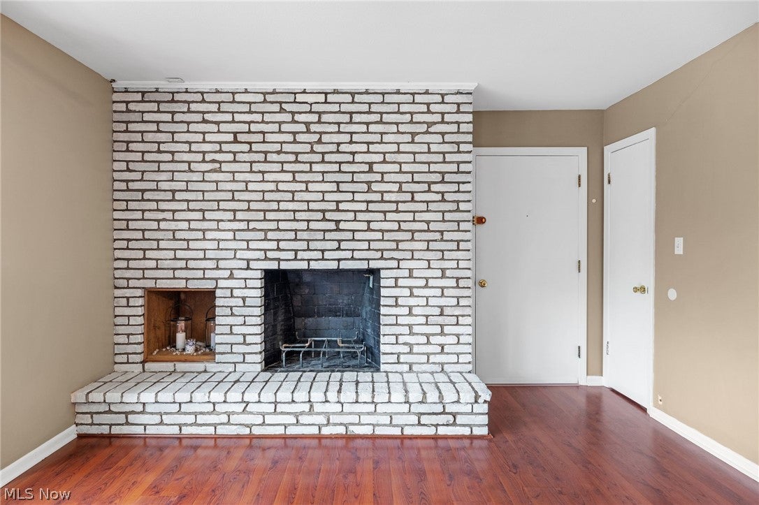 6910 Carriage Hill Drive 204