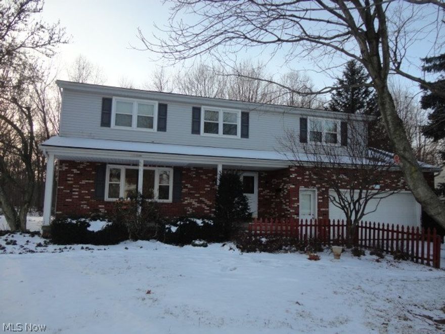 **Available February 1,2016** Beautiful 4 Bedroom, 2.5 Bath located in Boardman! Boardman Local School District. 2 car attached garage, spacious living room, kitchen w/appliances, formal dining room, and basement. This will not last long MOVE IN READY! Monthly rent is $1200.00 plus utilities. Full deposit and first months rent required. No pets or smoking permitted. MUST SEE!