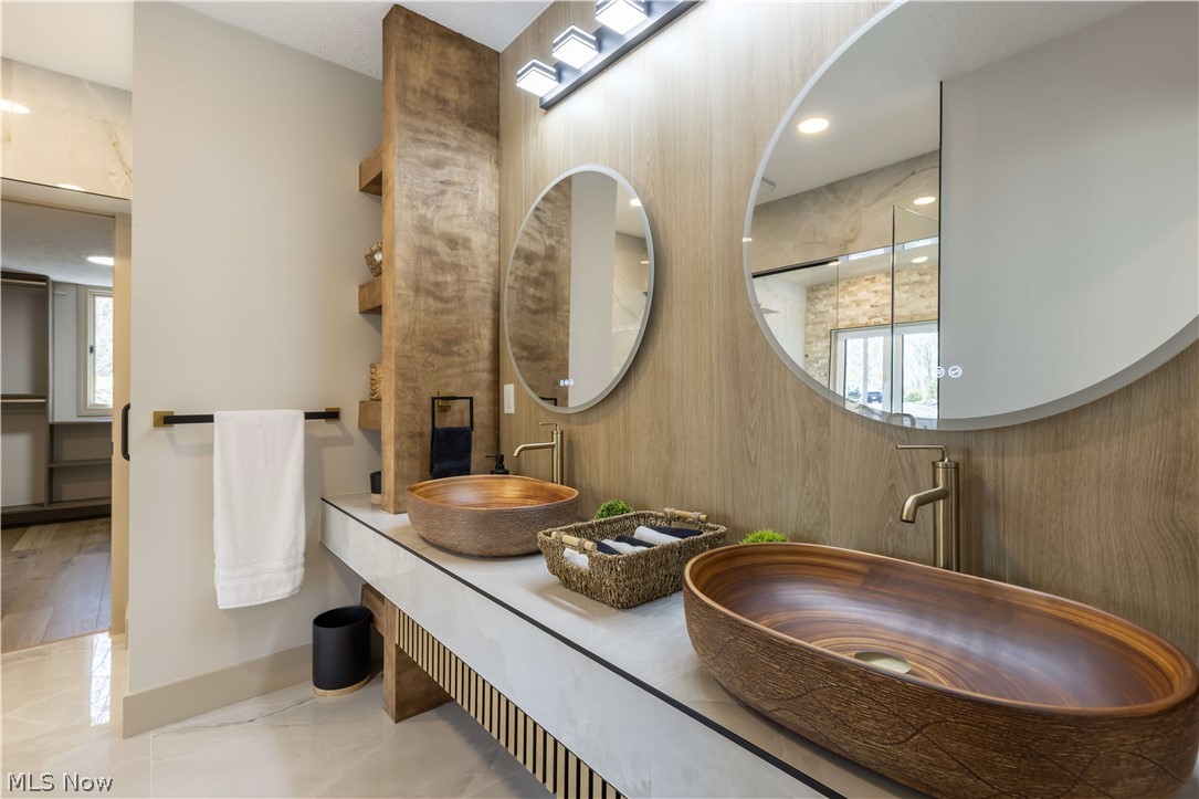Chagrin Highlands - Residential