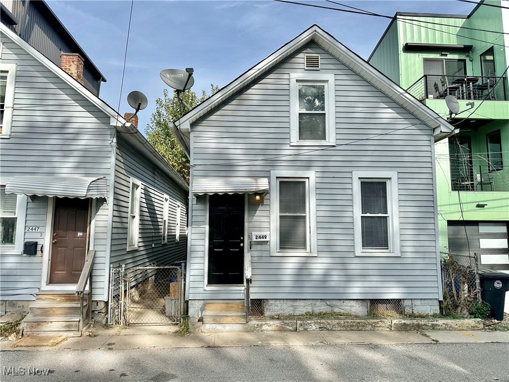 2447-2449 Thurman Avenue