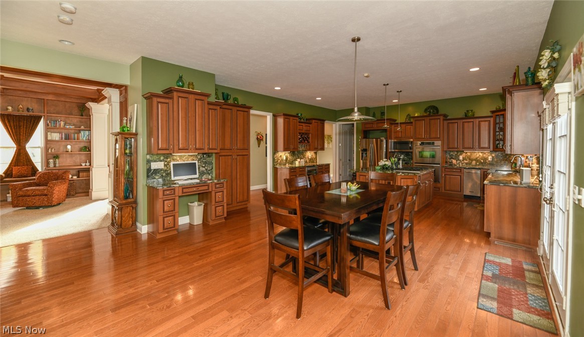 Canterbury on the Lakes - Residential