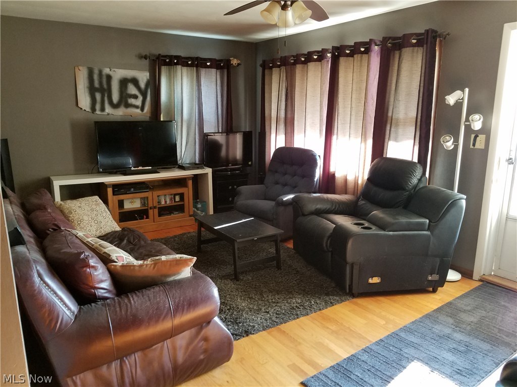 Hubbard Manor - Residential