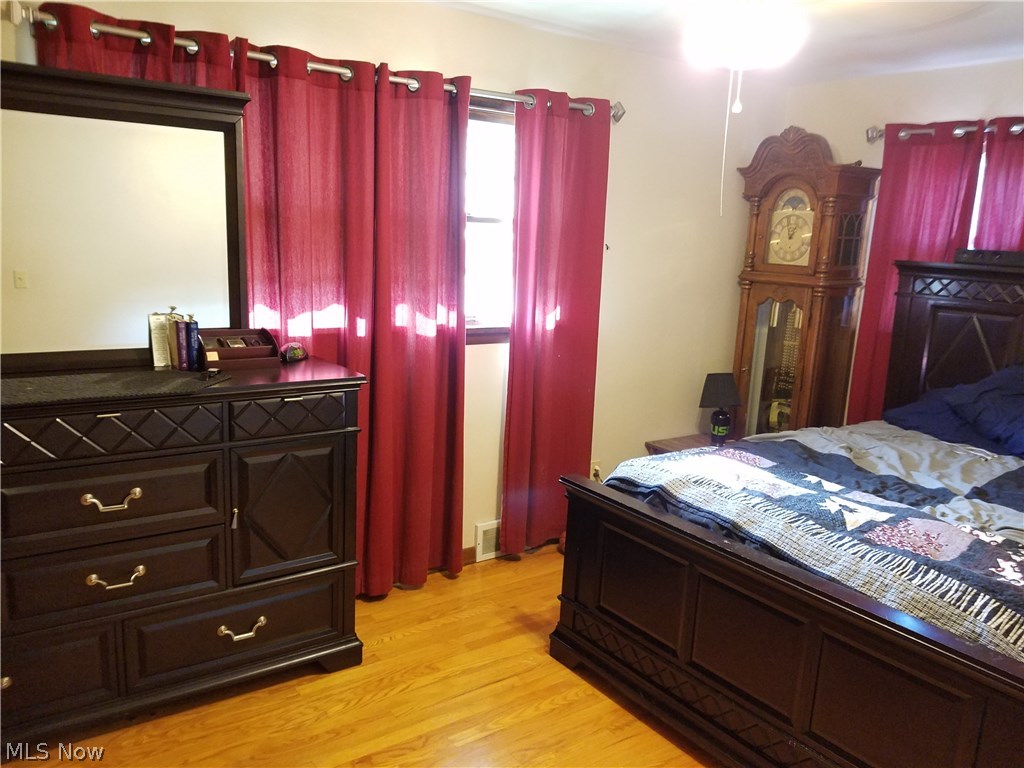 Hubbard Manor - Residential