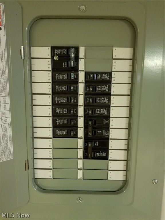 Hubbard Manor - Residential