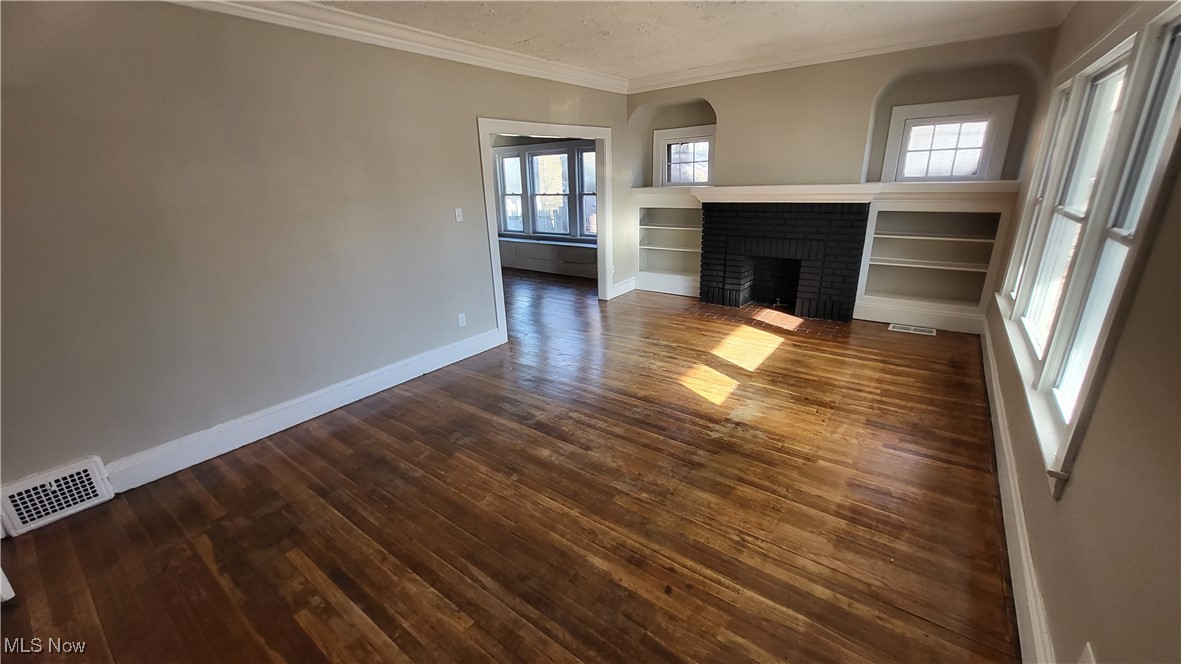 Cleveland, Ohio 44118, United States, 3 Bedrooms Bedrooms, ,1 BathroomBathrooms,Residential,Active,26198