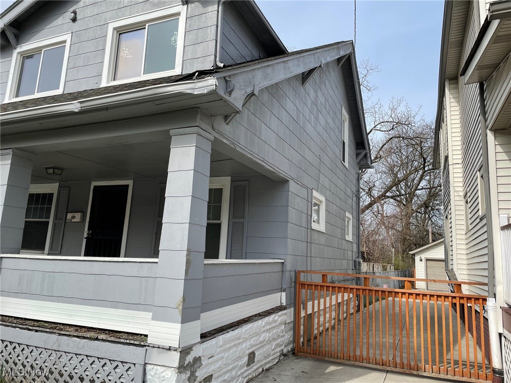 3350 E 145th Street