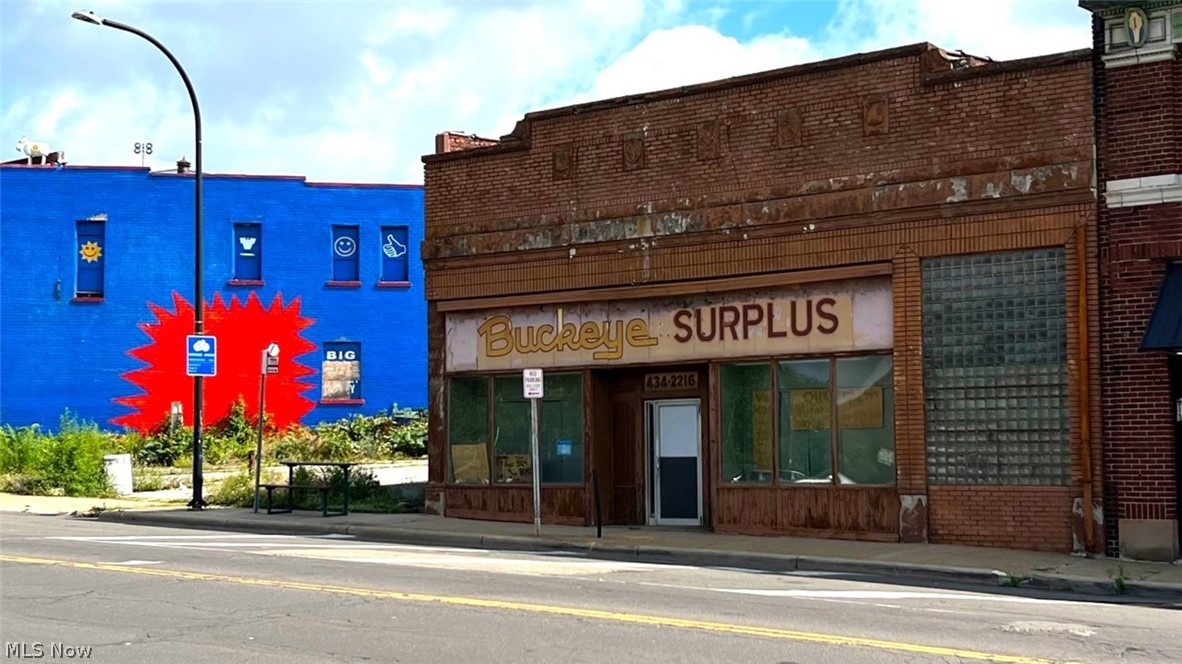 Akron - Commercial Sale