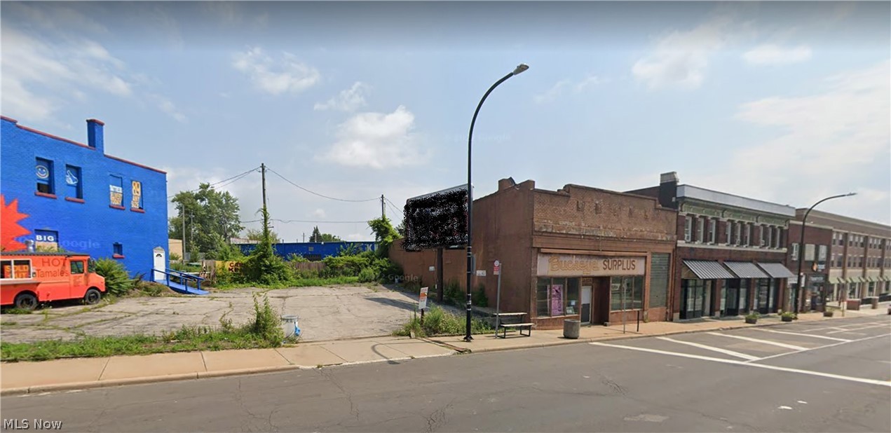 Akron - Commercial Sale