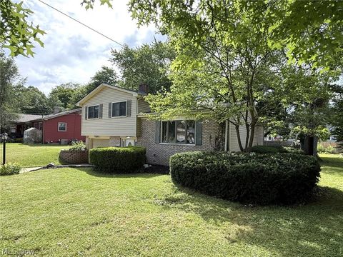 Tiny photo for 4260 Wedgewood Drive, Austintown, OH 44511 (MLS # 5216176)