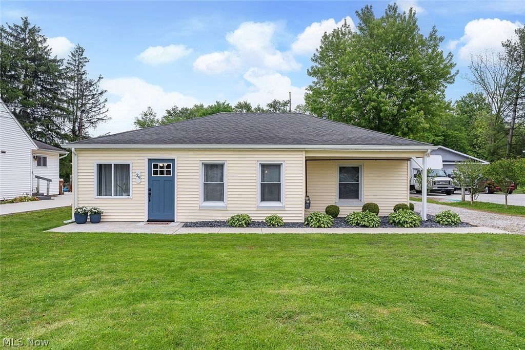 Photo of 39 Prospect Street, Seville, OH 44273 (MLS # 5212738)