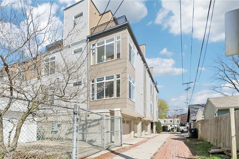 2052 W 41st Place, Cleveland, OH 44113 - MLS#: 5105394