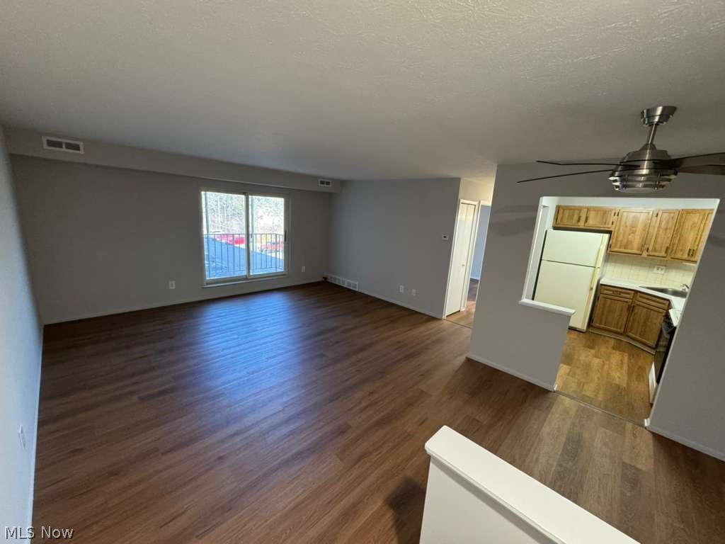 Clague Towers Condo - Residential