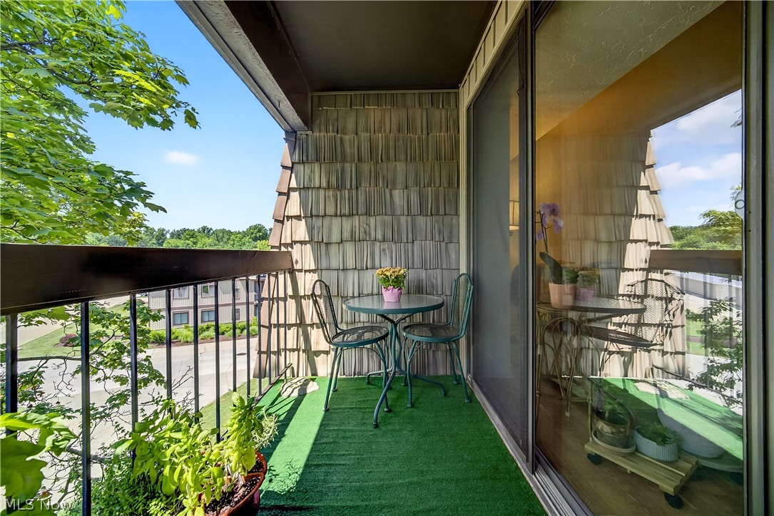 Sunrise Cove Condo 04 - Residential