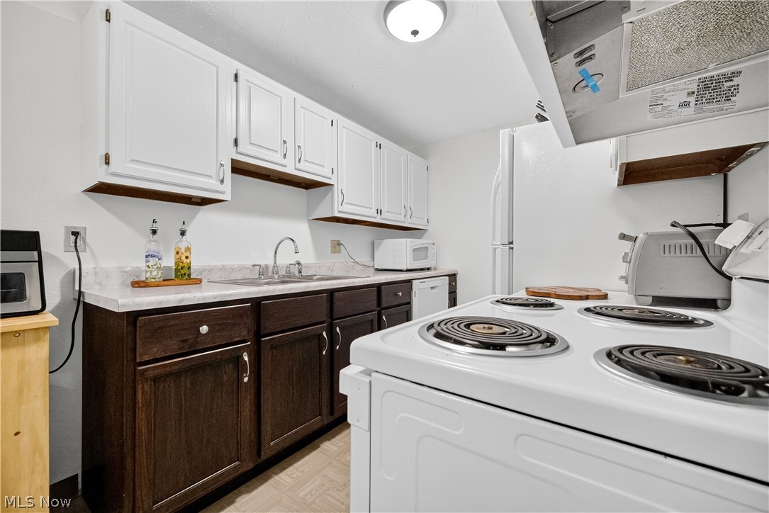 Sunrise Cove Condo 04 - Residential