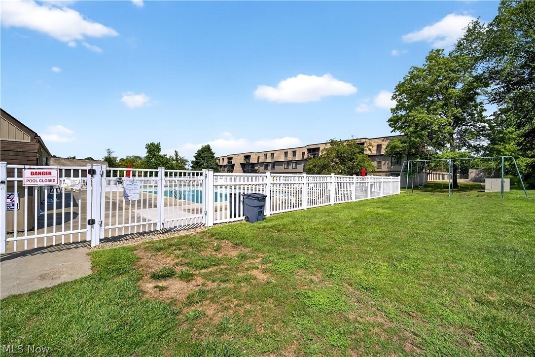 Sunrise Cove Condo 04 - Residential