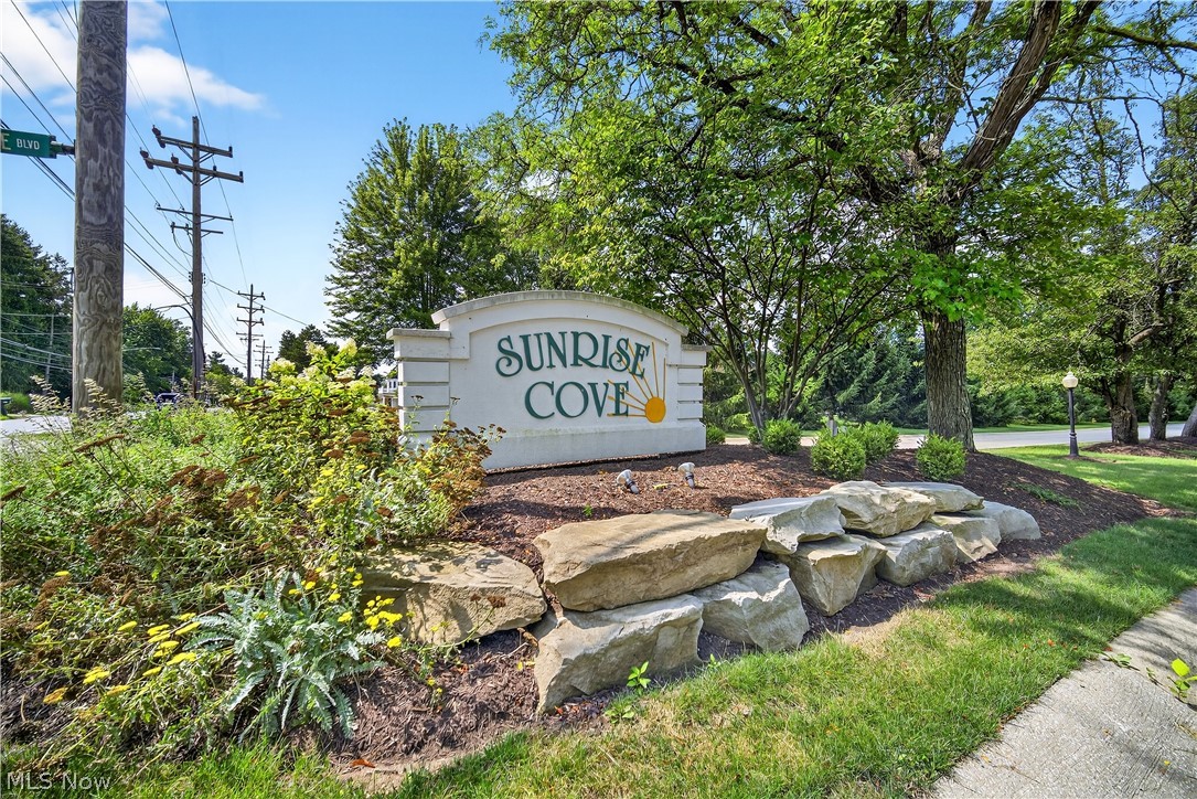 Sunrise Cove Condo 04 - Residential