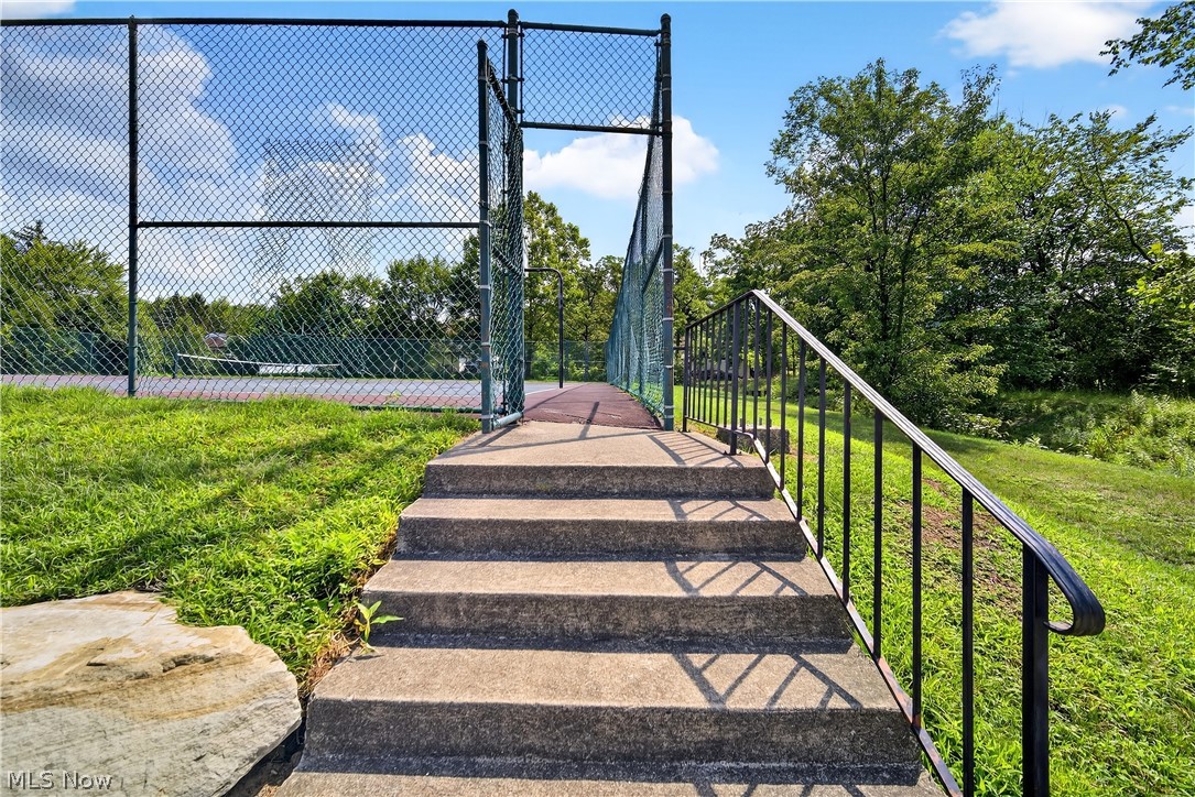 Sunrise Cove Condo 04 - Residential