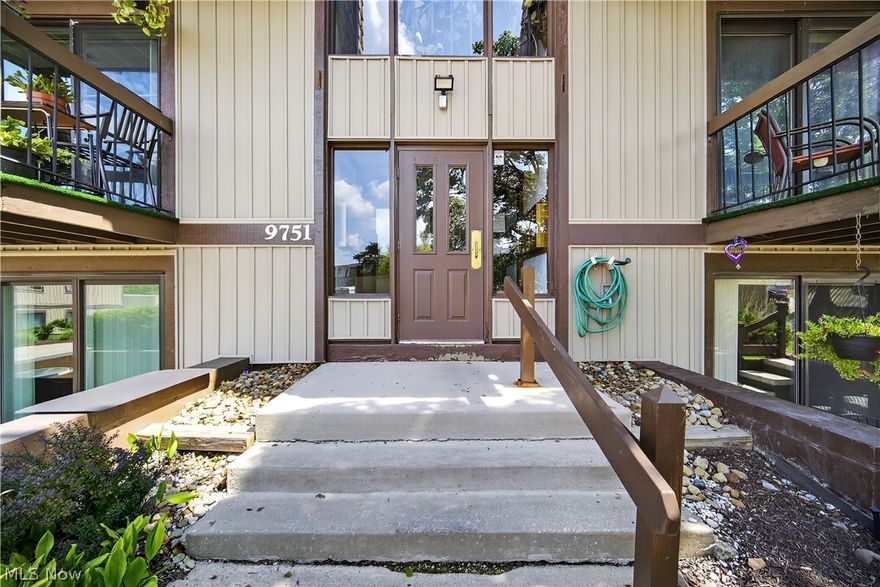 Welcome back to this inviting 2-bedroom, 2-bathroom condo in sought-after North Royalton! Step inside to a spacious, thoughtfully designed layout featuring stylish vinyl flooring throughout and a comfortable primary suite complete with its own private en-suite bath. Generous closet space includes large bedroom closets and a unique cedar coat closet—perfect for added storage. Enjoy the ease of everyday living with in-unit laundry, including a washer and dryer, making chores simple and convenient. Step outside your door and take advantage of the community’s amenities, including a refreshing pool and tennis courts—ideal for relaxing or staying active. Nestled in a well-maintained community, this home offers convenient access to local shopping, dining, parks, and major highways. North Royalton is known for its strong sense of community, well-kept surroundings, and excellent recreational opportunities, making it a great place to call home.
Don’t miss your opportunity—schedule your private showing today!