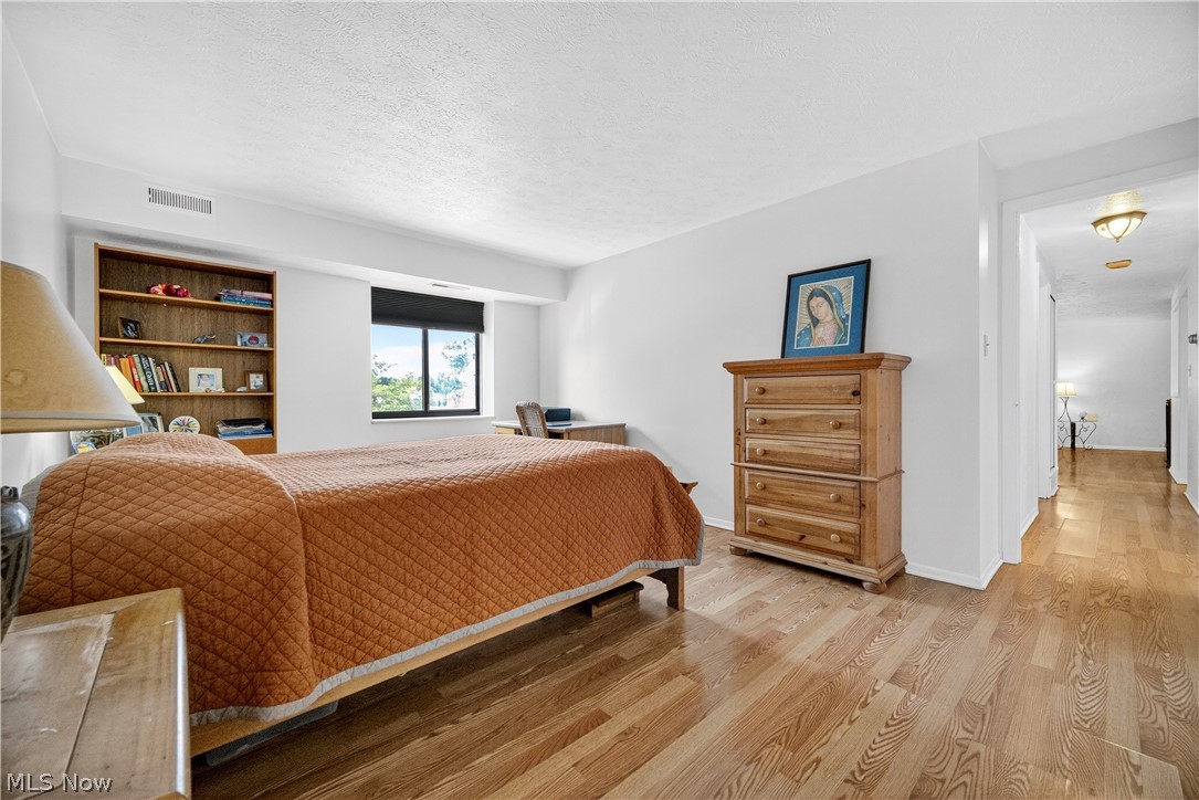 Sunrise Cove Condo 04 - Residential