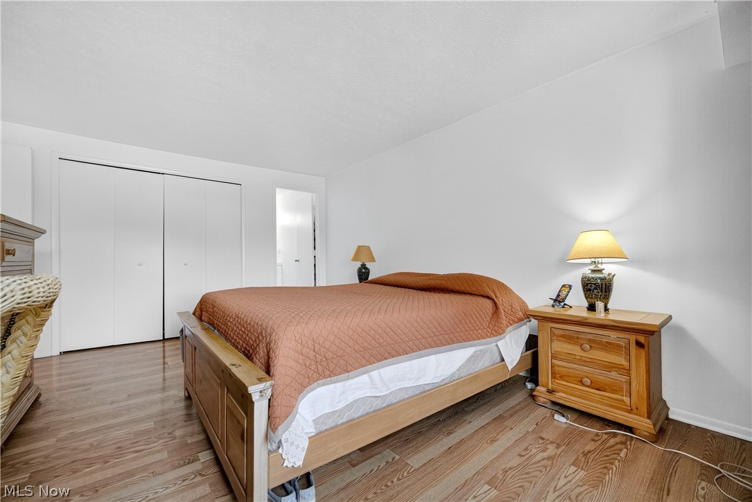 Sunrise Cove Condo 04 - Residential