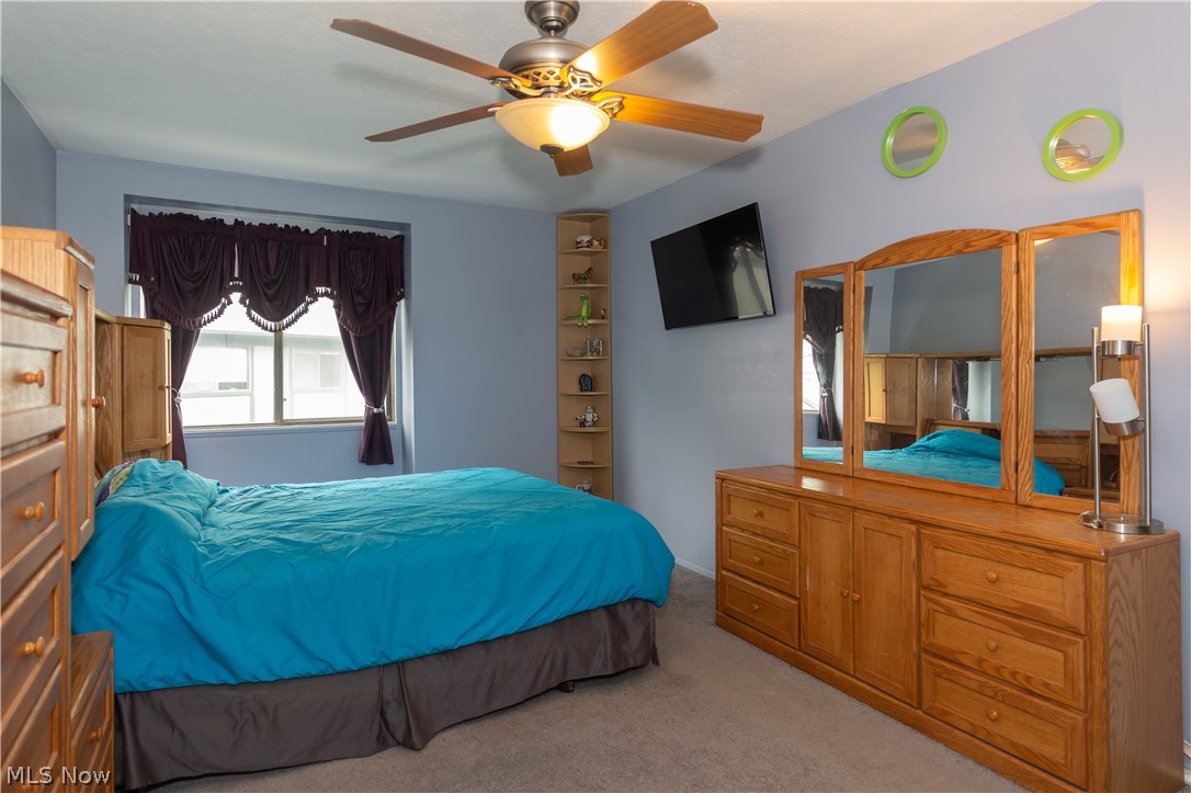 Big Turtle Condo - Residential