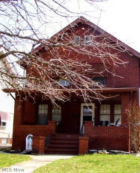 REO Property, Property Sold AS-IS W/O Repair, Warranty or Seller Disclosure. The Listing Broker & Seller make no guarantees as to the accuracy of information herein; Buyer or Buyer’s Agent is responsible for utility activation related to inspections, Water activation not authorized; air pressure test only.