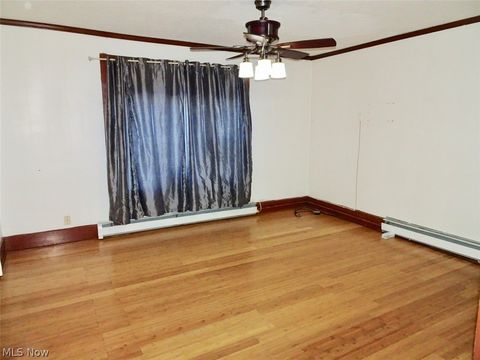 Tiny photo for 4587 Niessen Court, Cleveland, OH 44109 (MLS # 5193167)