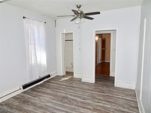 Tiny photo for 4587 Niessen Court, Cleveland, OH 44109 (MLS # 5193167)