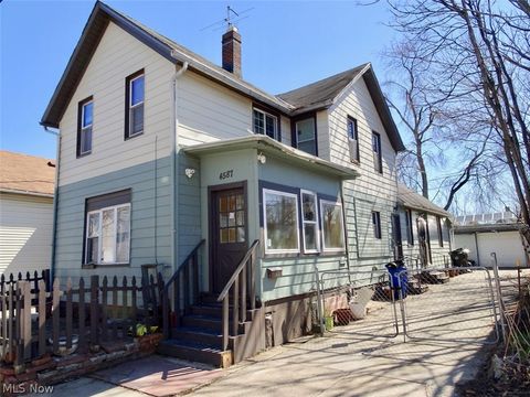 Tiny photo for 4587 Niessen Court, Cleveland, OH 44109 (MLS # 5193167)