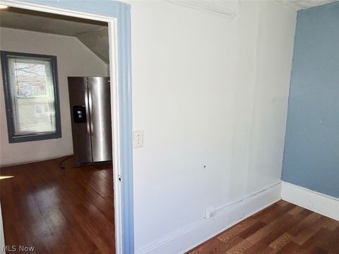 Tiny photo for 4587 Niessen Court, Cleveland, OH 44109 (MLS # 5193167)