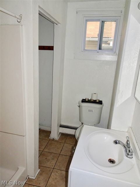 Tiny photo for 4587 Niessen Court, Cleveland, OH 44109 (MLS # 5193167)