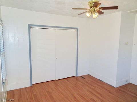 Tiny photo for 4587 Niessen Court, Cleveland, OH 44109 (MLS # 5193167)