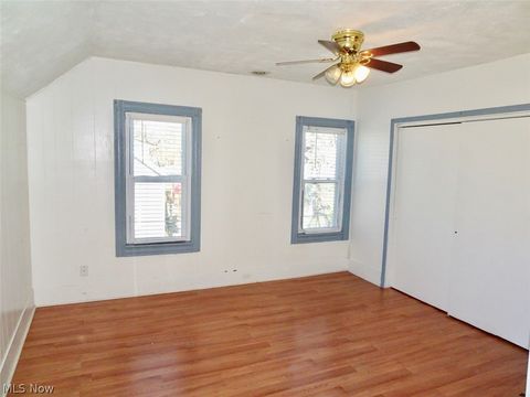 Tiny photo for 4587 Niessen Court, Cleveland, OH 44109 (MLS # 5193167)