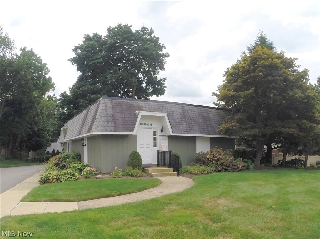 Fairfax Manor Condo - Residential