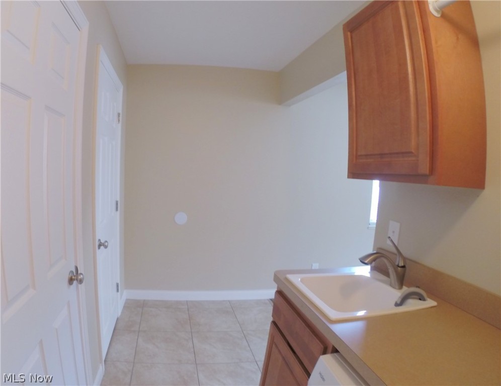 Fairfax Manor Condo - Residential