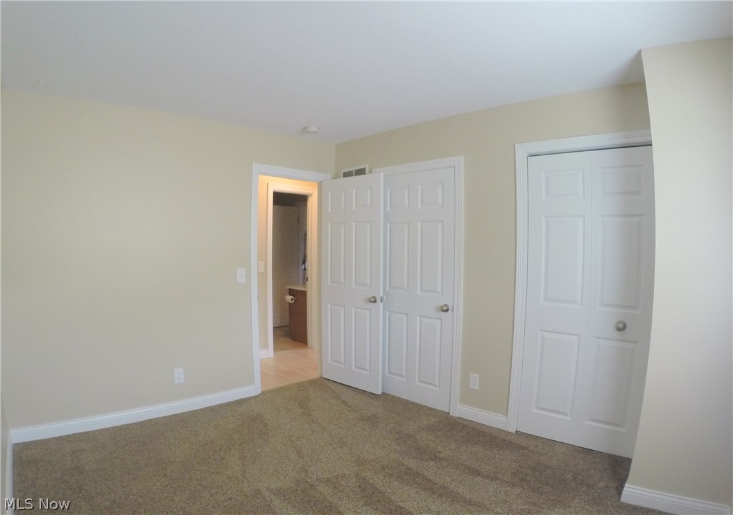 Fairfax Manor Condo - Residential